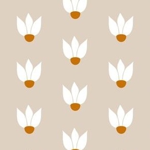 Simple Bold One Direction Wildflower - beige