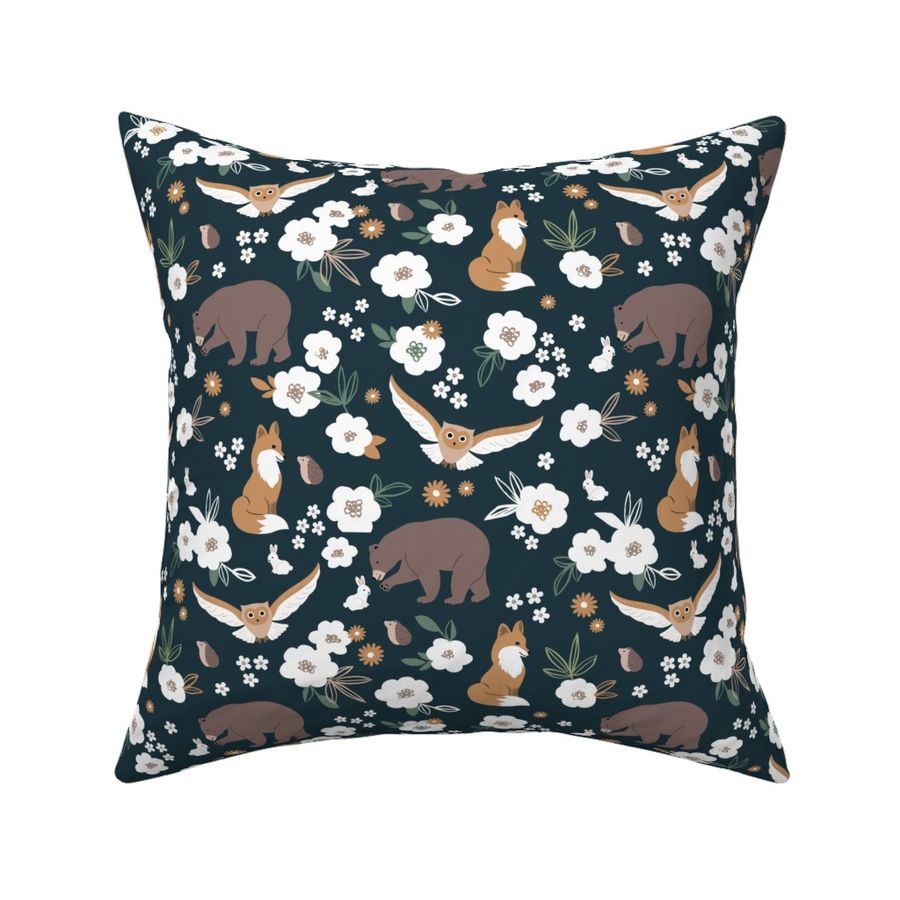 HOME_GOOD_SQUARE_THROW_PILLOW