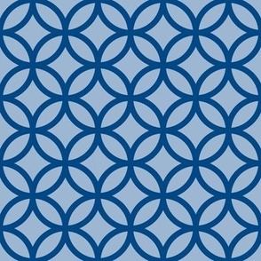 Interlocked Circles Pattern - Powder Blue and Blue