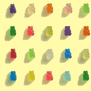 Gummi bear grid on pale yellow (#fffaaa)
