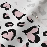 Cheetah Hearts - White/Pink