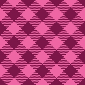 Valentine's Gingham diagonal burgundy pink