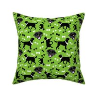 Black Lab Faces in Green