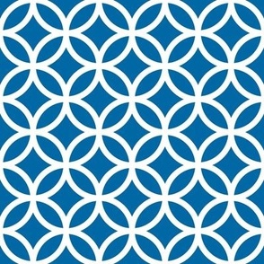 Interlocked Circles Pattern-  French Blue and White