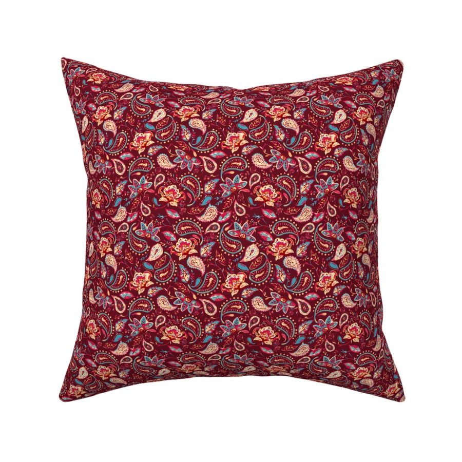 HOME_GOOD_SQUARE_THROW_PILLOW