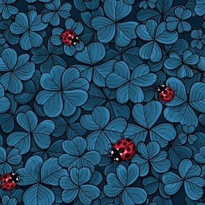 Find the lucky clover, blue and red