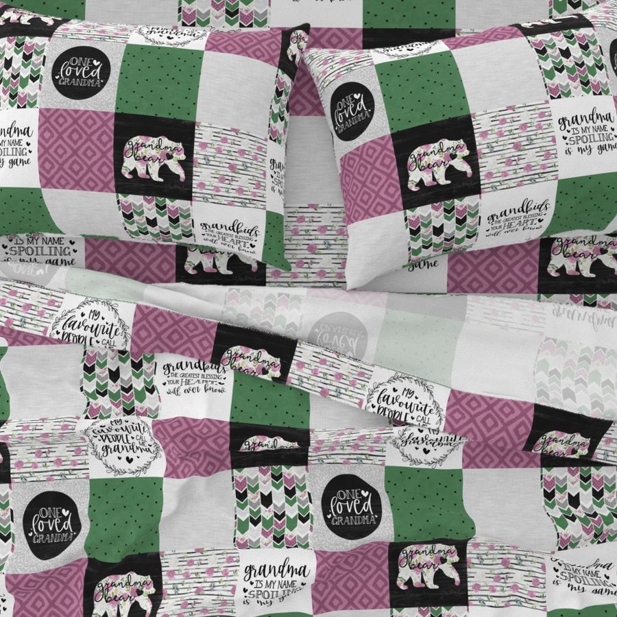 Grandma Bear//Merlot&Green - Wholecloth Cheater Quilt