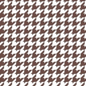 Houndstooth Pattern - Nutmeg and White