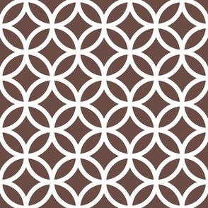 Interlocked Circle Pattern - Nutmeg and White