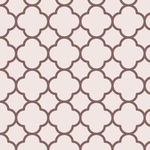 Quatrefoil Pattern - Eggshell White and Cinnamon Bronze