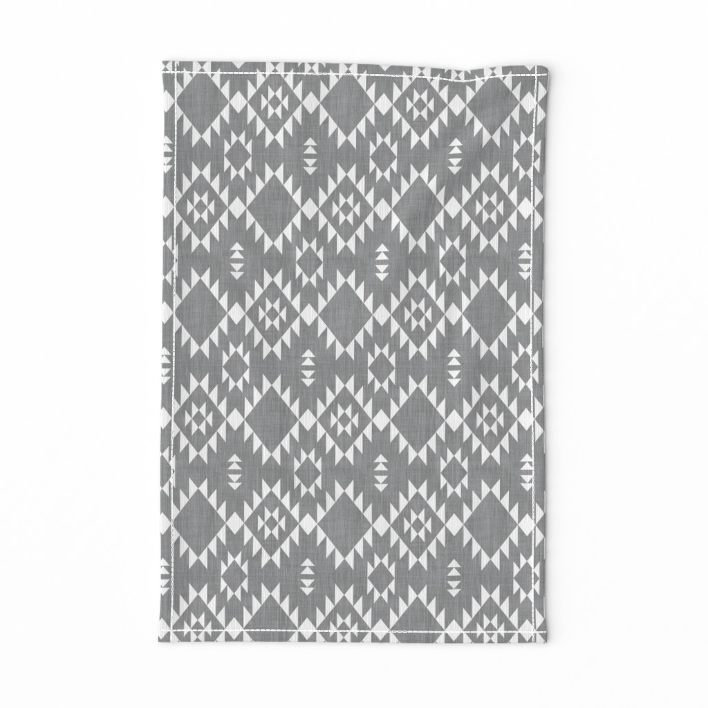 Navajo - Texture Gray White (vertical)