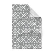 Navajo - Texture Gray White (vertical)