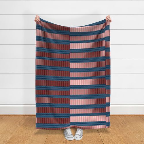 HOME_GOOD_THROW_BLANKET