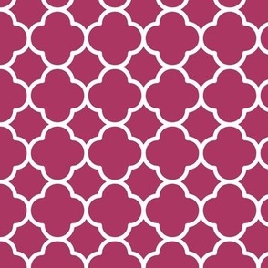 Quatrefoil Pattern - Gypsy Pink and White