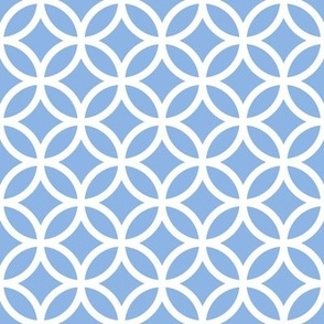 Interlocked Circle Pattern - Pale Cerulean and White