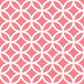 Interlocked Circle Pattern - Shell Pink and White