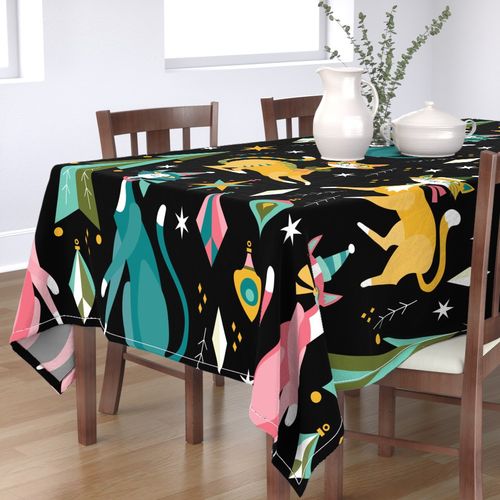 HOME_GOOD_RECTANGULAR_TABLE_CLOTH