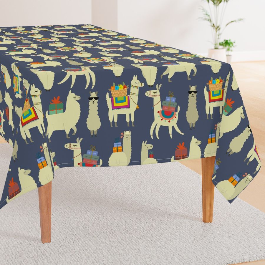 HOME_GOOD_RECTANGULAR_TABLE_CLOTH