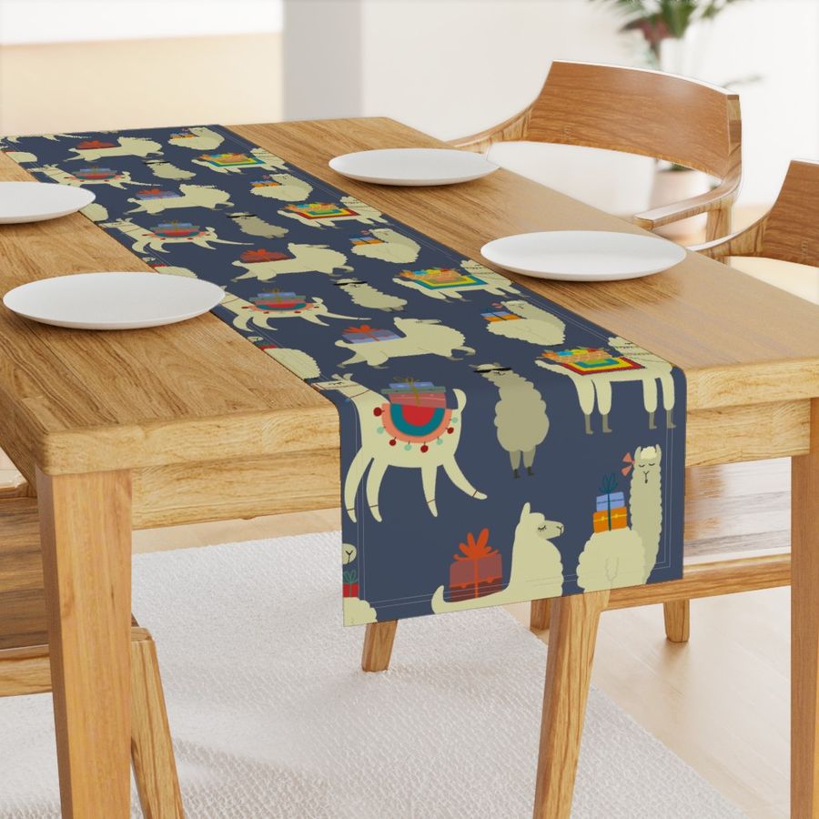 HOME_GOOD_TABLE_RUNNER