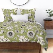 Large Scale Retro Floral Sweet Pea Green