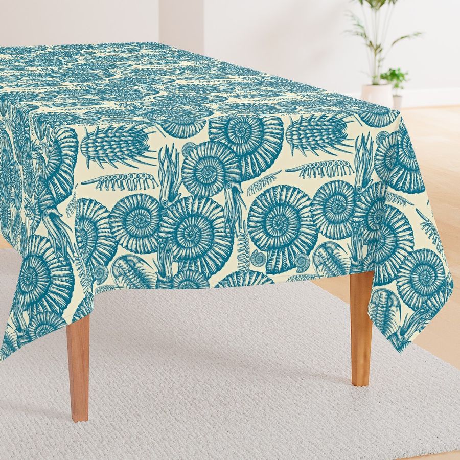 HOME_GOOD_RECTANGULAR_TABLE_CLOTH