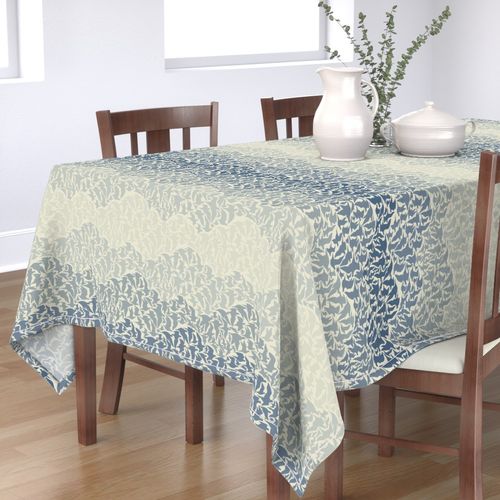 HOME_GOOD_RECTANGULAR_TABLE_CLOTH