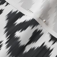 Ikat Deco in black and white 100