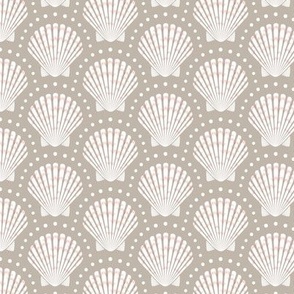 Pretty Scallop Shells - beige - small scale-01