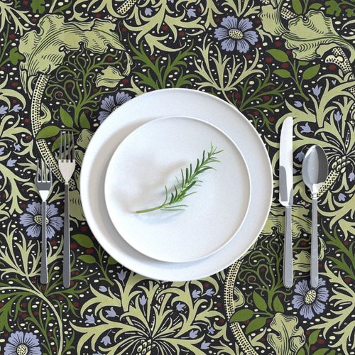 HOME_GOOD_RECTANGULAR_TABLE_CLOTH