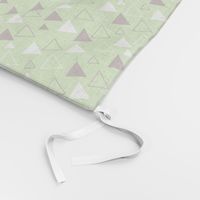 White and maroon triangles - Medium scale