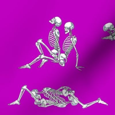 Skeleton Love on Purple
