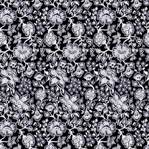 Jacobean Lace on Black 6x13.5