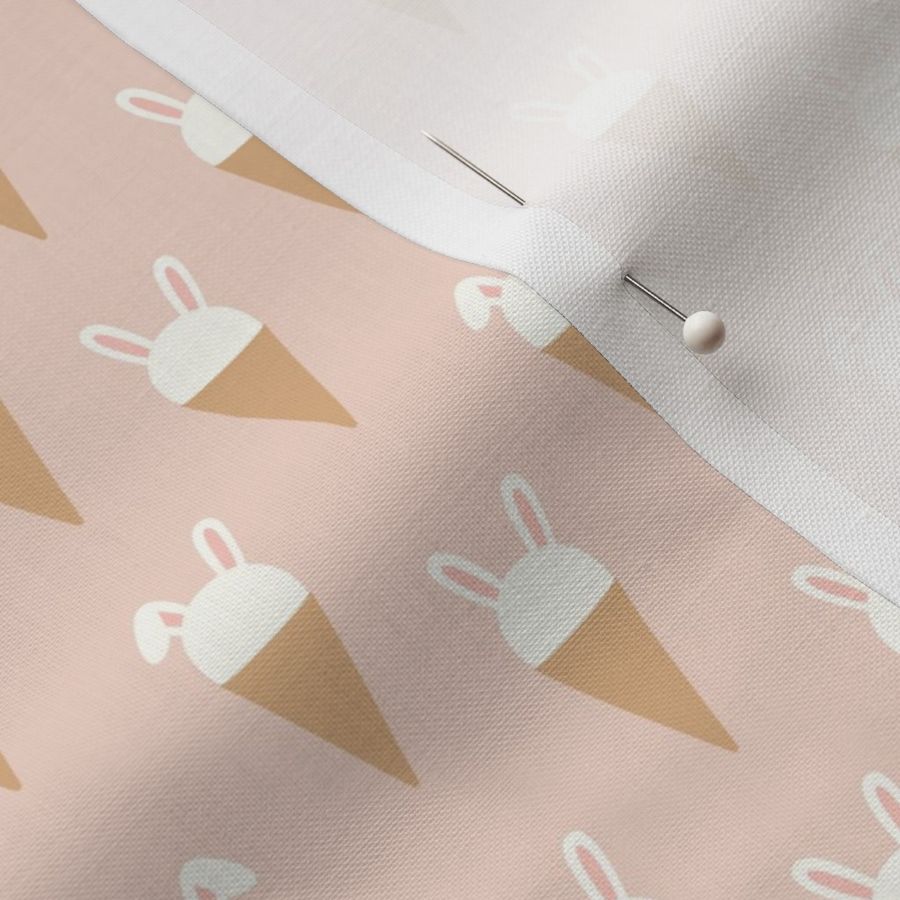 (small scale) Bunny Ice Cream Cones - soft pink - LAD22