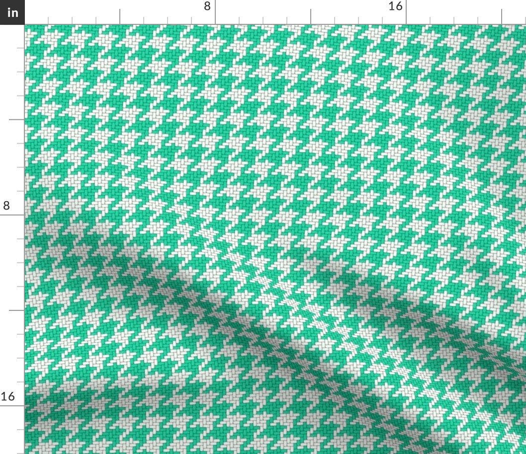 Small Mint Green and White Houndstooth Plaid
