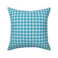 Small Turquoise Blue and White Houndstooth Plaid