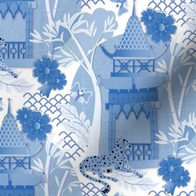 Chinoiserie inspired / blue and white / white background