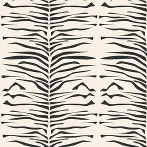 Tiger pattern black on beige-medium