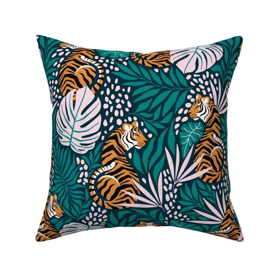 HOME_GOOD_SQUARE_THROW_PILLOW