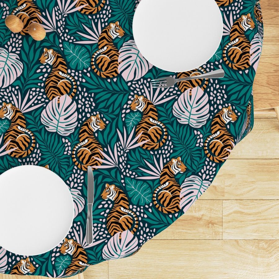 HOME_GOOD_ROUND_TABLE_CLOTH