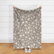 Flora - XL - Taupe brown background