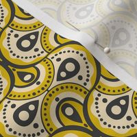 Yellow Geometric Seashell Design / Small Scale
