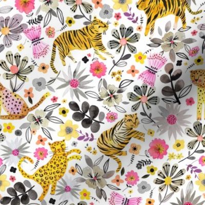 Year of the tiger-Tigers and flowers Pink yellow Small