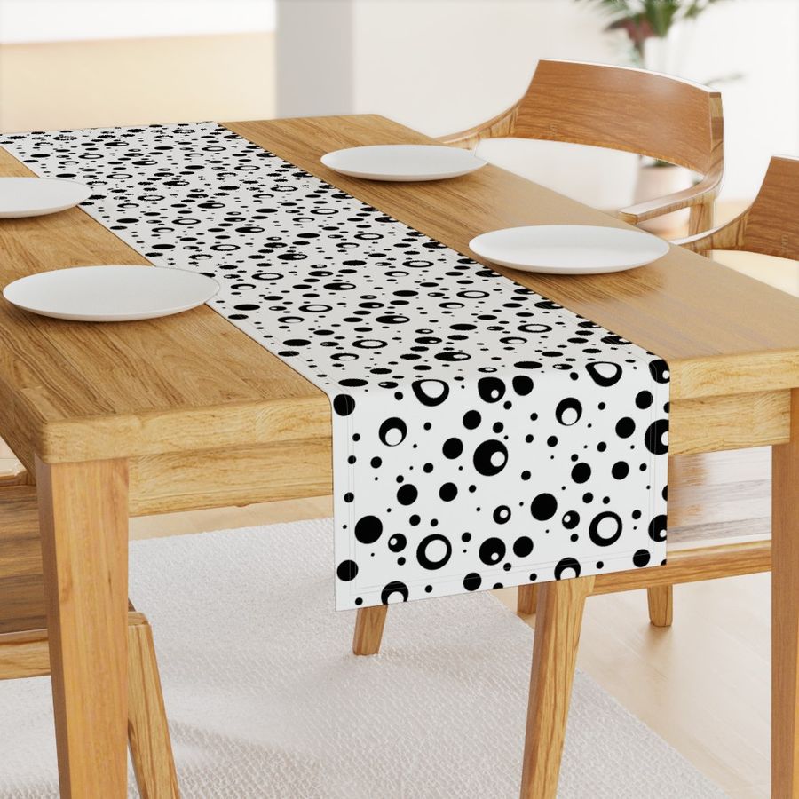 HOME_GOOD_TABLE_RUNNER