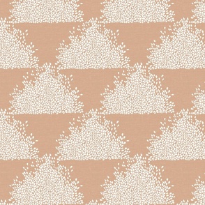 Leaf Triangles Powder Tan_Iveta Abolina