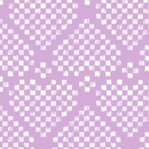 Doodle Checkered Heart light lilac