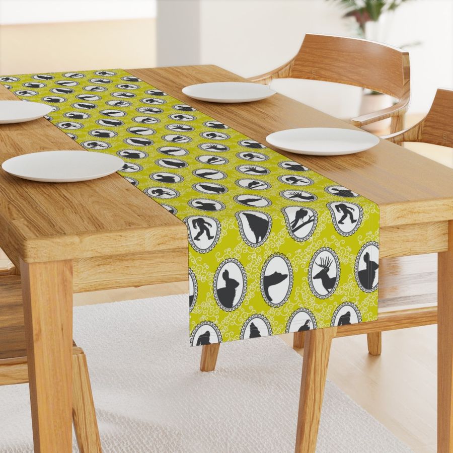 HOME_GOOD_TABLE_RUNNER