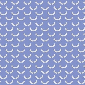 Hamptons-Scallops-white on blue