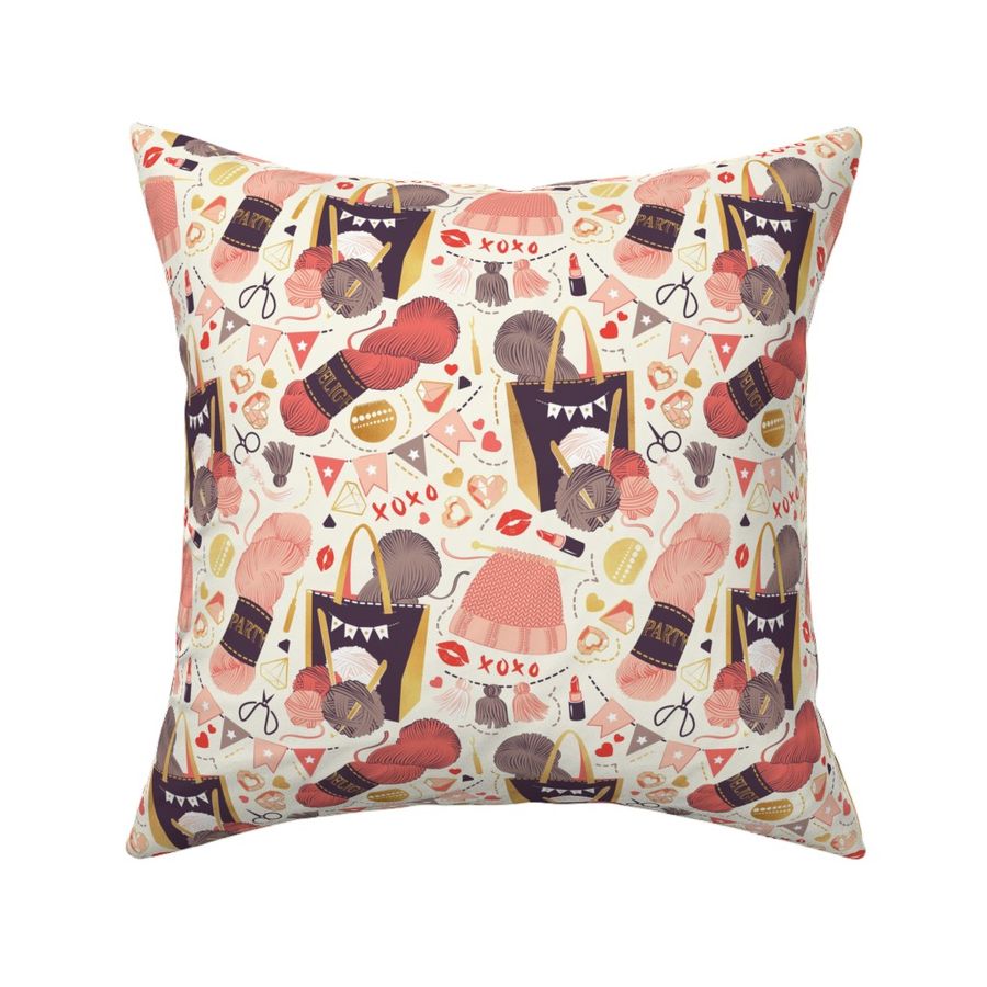 HOME_GOOD_SQUARE_THROW_PILLOW