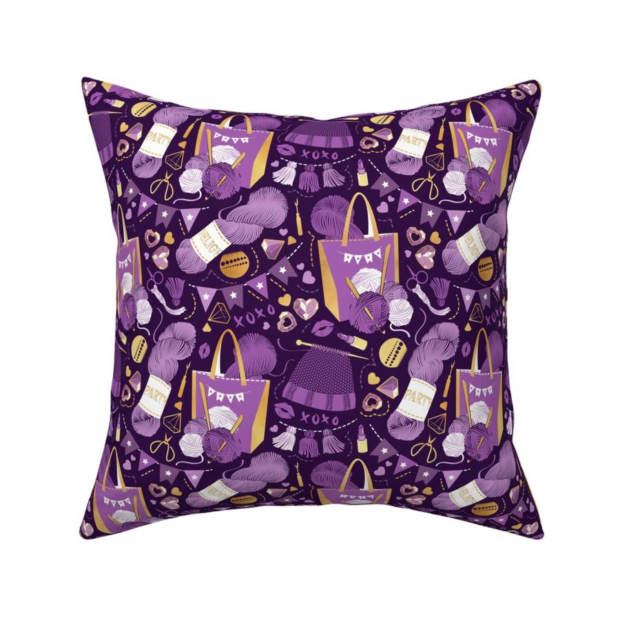 HOME_GOOD_SQUARE_THROW_PILLOW