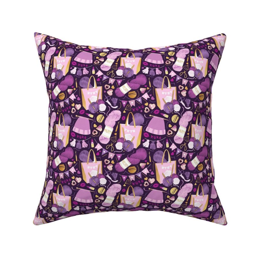 HOME_GOOD_SQUARE_THROW_PILLOW